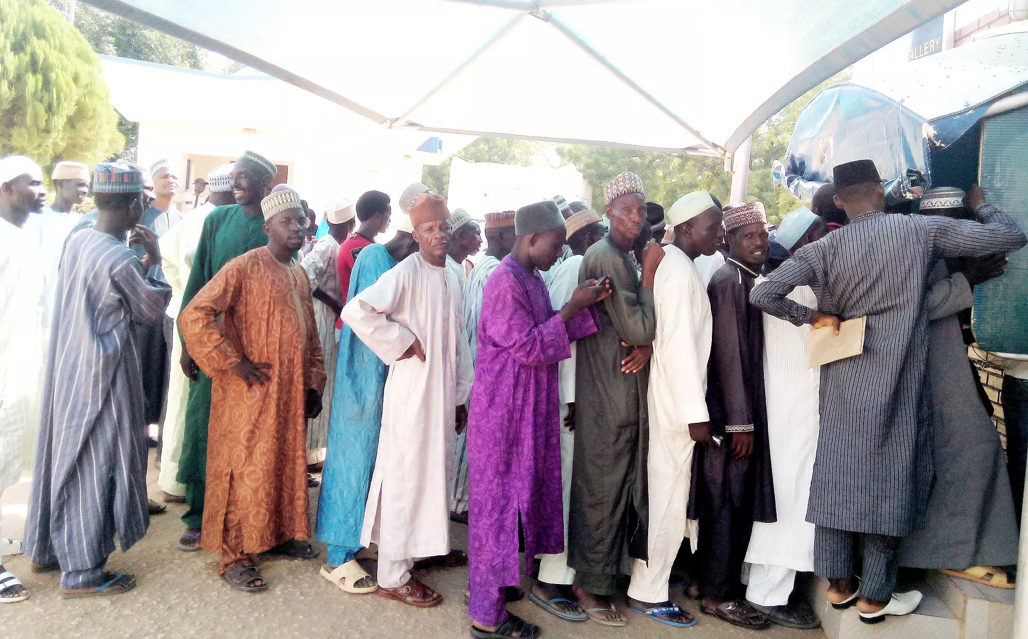 Cash crunch: Queues shrink gradually as bank ATMs dispense cash in Kano