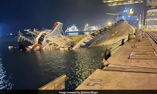 Cargo ship sinks off southern Turkey, 9 missing