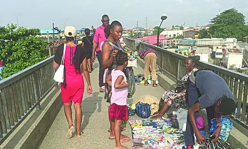 Remove bridge sellers, beggars, pedestrians urge government