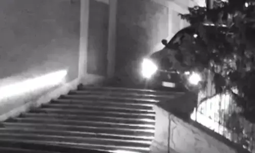 Italy to prosecute man for driving on Rome’s Spanish Steps Italy to prosecute man for driving on Rome’s Spanish Steps