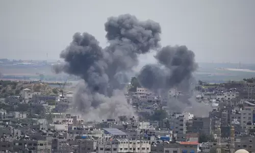 Palestinian militants fire rockets at Jerusalem