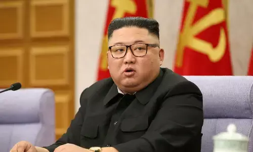 Unification minister urges N. Korean leader to resume dialogue