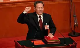 Chinese premier warns against politicising economic relations