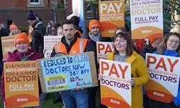 Junior doctors in England announce more days of strikes