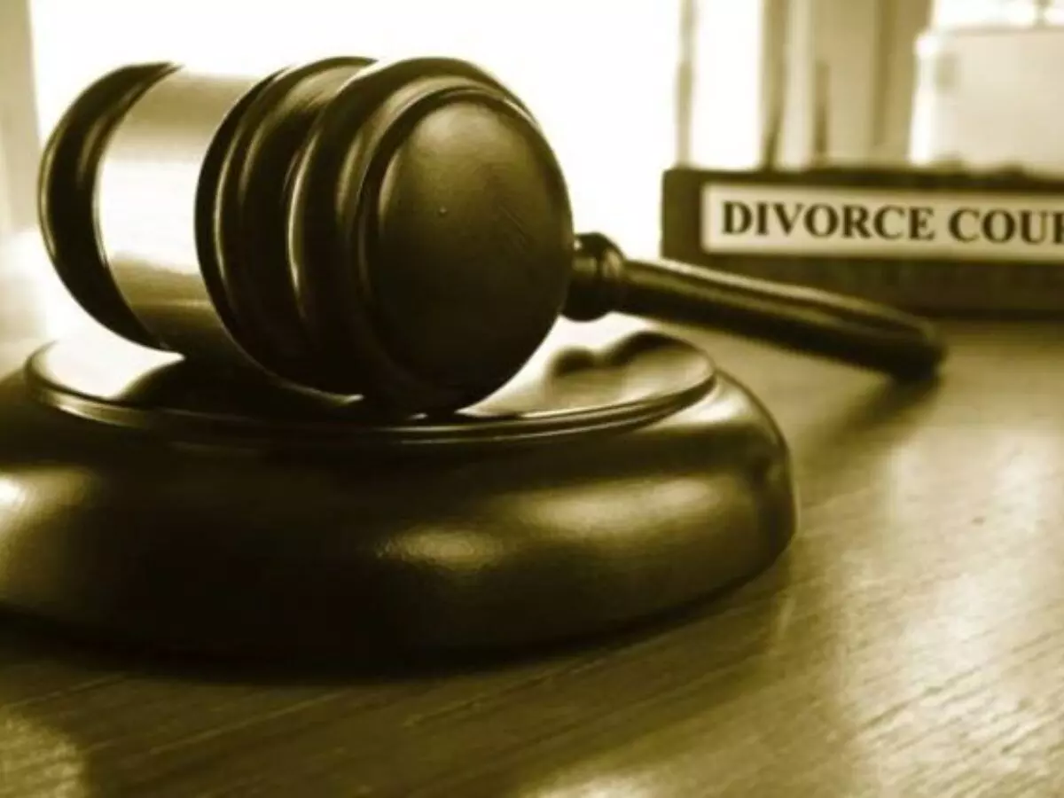 Court dissolves marriage after 4 children