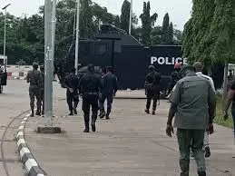 Police confiscate 820 cartons of suspected fake, expired drugs in Kano