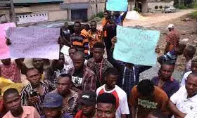Electricity bill: Aba tailors protest alleged extortion