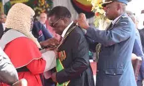 Zimbabwe president sworn in for 2nd term after questionable vote