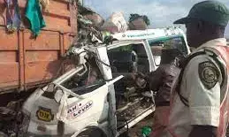 2 die, 8 injured in Lagos-Ibadan expressway accident