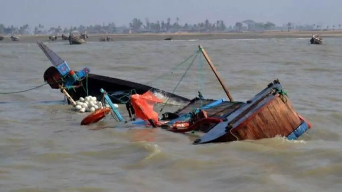Boat capsizes with 22 passengers in Niger - NSEMA