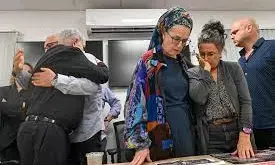 Netanyahu meets relatives of abductees taken by Hamas