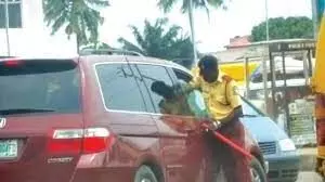 LASG impounds 100 vehicles parked on bridges