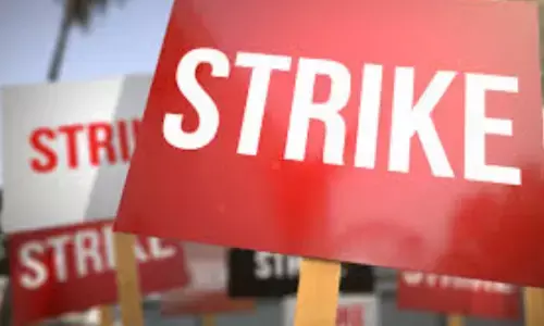 Banks, Ebonyi High court under lock over NLC/TUC strike Banks, Ebonyi High court under lock over NLC/TUC strike