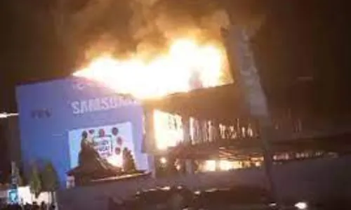 2 killed, 1,000 houses lost as fire engulfs IDP camp in Borno