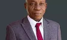 Insecurity: VC advises parents against buying costly phones for students