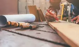 Pursue your dream careers with hard work, perseverance, Female carpenter counsels women