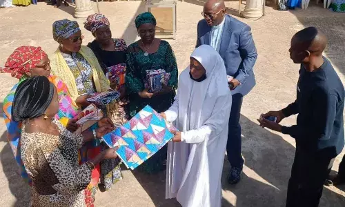 Muslim woman donates Christmas gifts to Pastors, widows, IDPs in Kaduna
