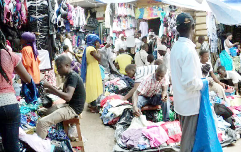 Harmattan: Second hand cloth dealers make brisk sales in Kano