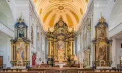Church altar re-consecrated after couple had mate on it