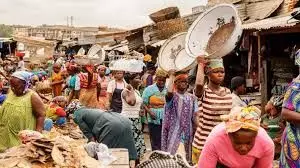 Governor’s wife pleads with market women to reduce prices of goods