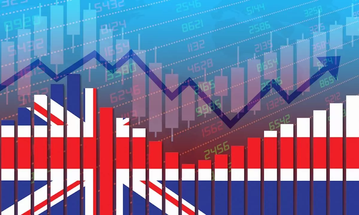 UK economy returns to growth in January after dipping into recession
