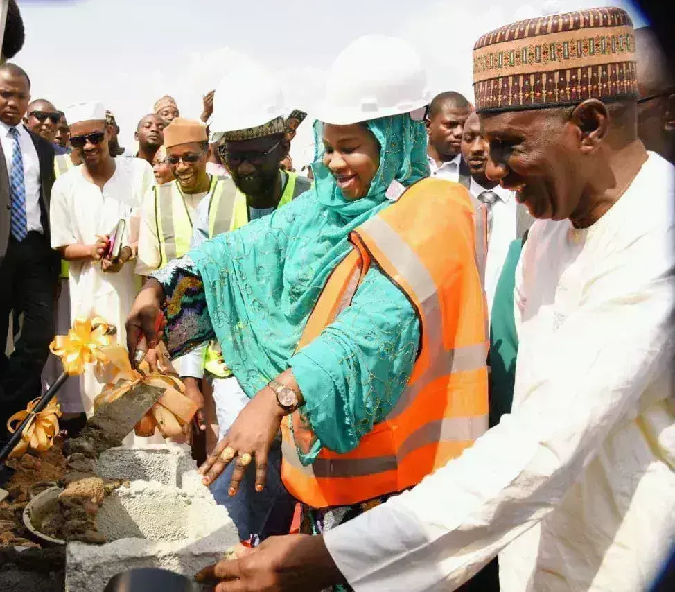 Minister inaugurates construction of 618-shops modern market in Zuba