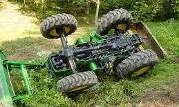 5 murdered as tractor turned off highway