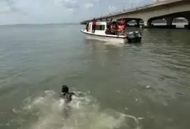 Bus accident throws 2 persons into Lagoon