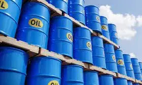 Price crude oil in Naira to strengthen currency, expert advises FG