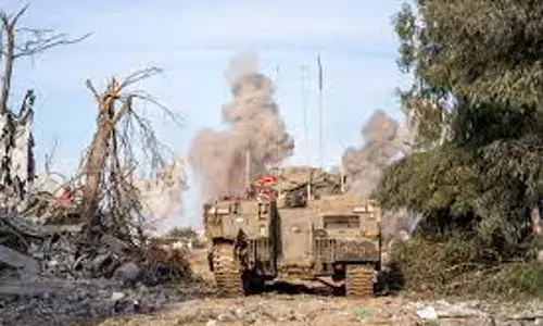 5 Israeli soldiers killed, 7 injured in Gaza by errant Israeli tank shelling