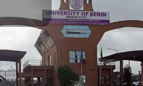 UNIBEN students shut down Benin-Ore highway over power outage