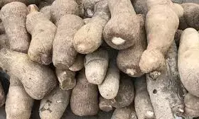 Nigerians resort to buying yam in pieces as prices soar