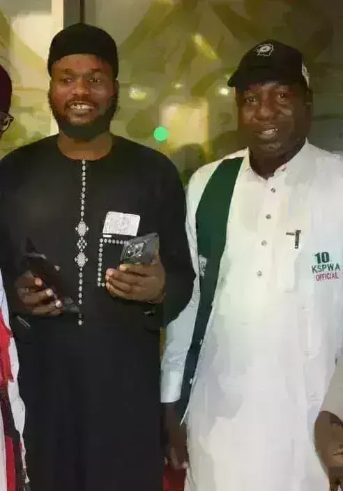 Pilgrim returns missing  phones  worth N4m to owner in Jeddah