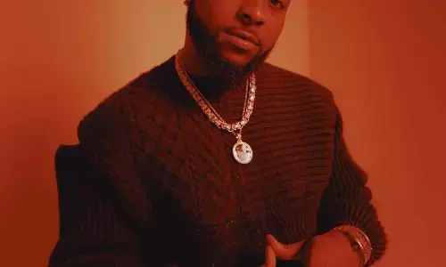 Edo guber: Davido canvasses votes for PDP’s Ighodalo