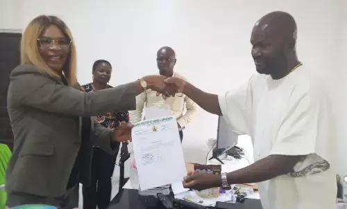 FG lauds industrialist on minimum wage compliance