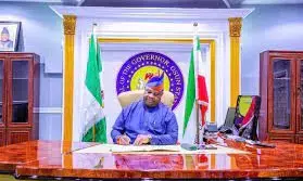 75,000 minimum wage: Workers pledge support for Adeleke’s re-election