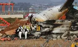 179 presumed dead as plane carrying 181 crashes in South Korea