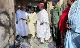 Kano governor distributes N12.7m to 281 fire victims