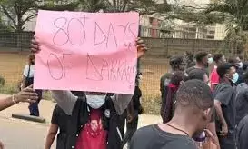 College of Medicine students protest UCH blackout