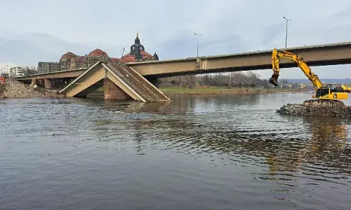 Another World War II bomb found at bridge in Germany’s Dresden