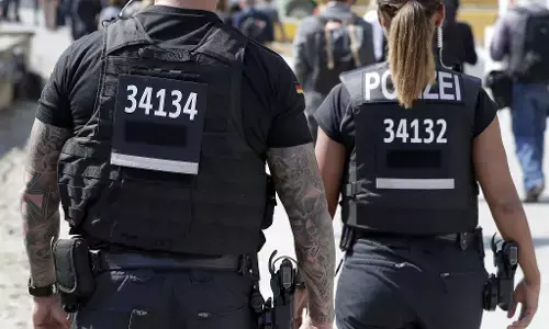 German police raid home of 16-year-old deadly toxin suspect