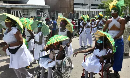 Children, PWDs dazzle in procession at Lagos Fanti Carnival
