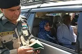 India cancels visas for Pakistanis as tensions rise after Kashmir attack India cancels visas for Pakistanis as tensions rise after Kashmir attack