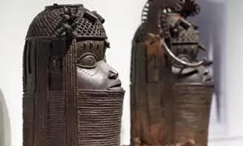 Netherlands’ Govt. returns 119 stolen artefacts to Oba of Benin