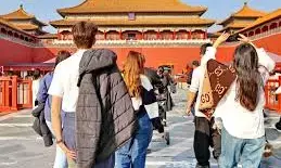 Iran proposes visa-free travel for Chinese tourists