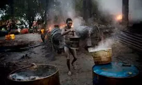 Navy dismantles 10 illegal refining sites in Delta