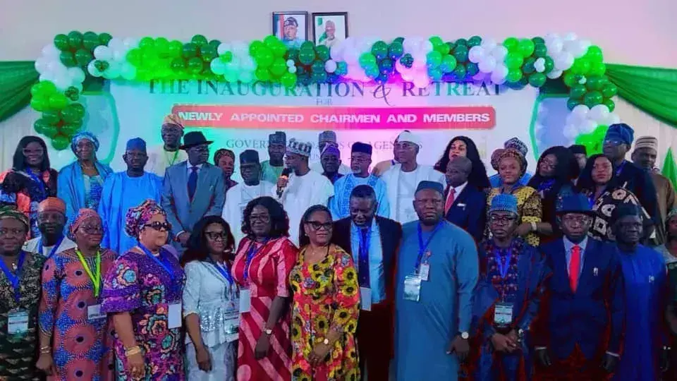 Minister inaugurates governing boards of environmental agencies