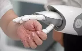 Technology breathes new life into traditional Chinese medicine