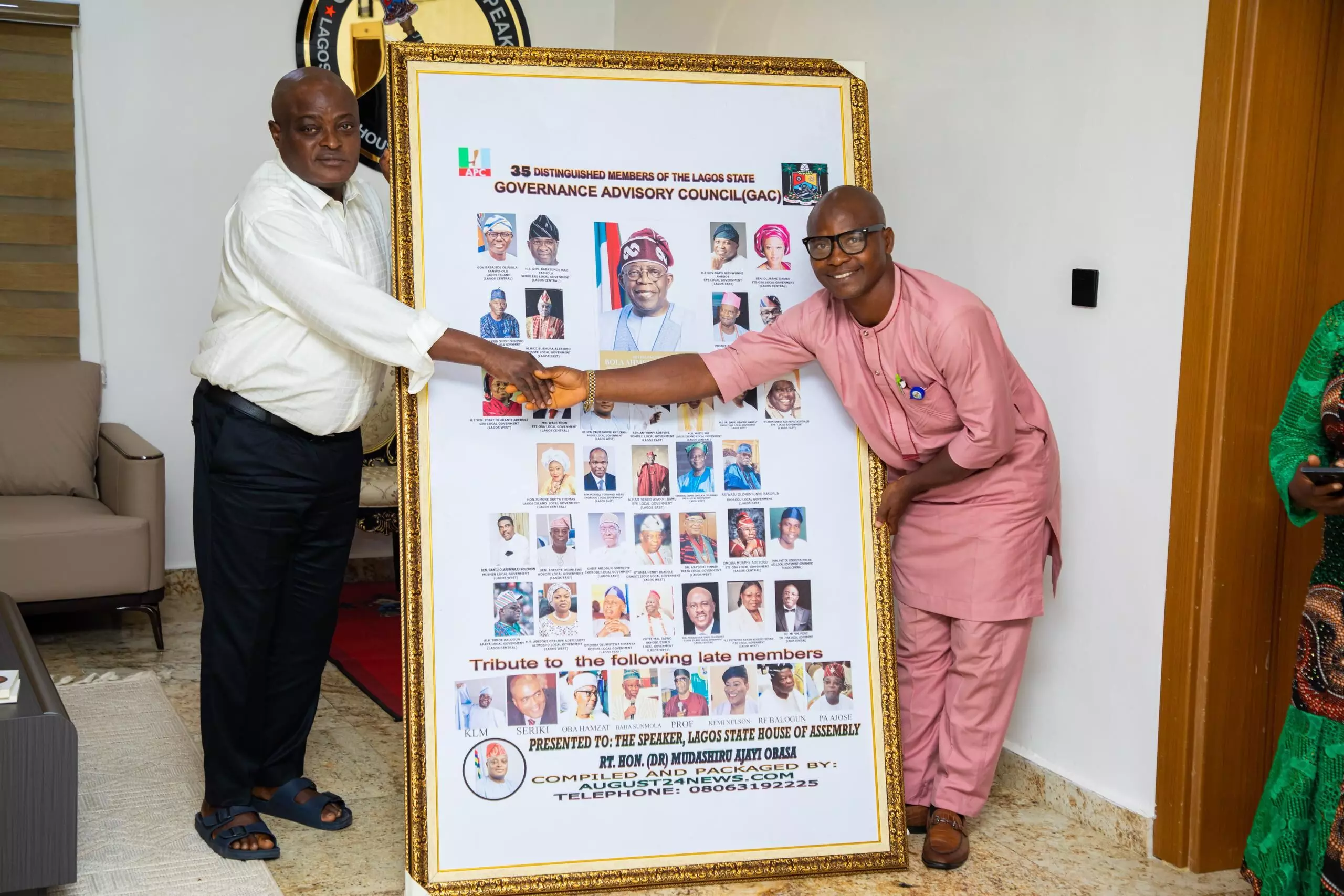 August24news.com Publisher, Ajagbe Present GAC FRAME to Lagos Assembly Speaker, Obasa