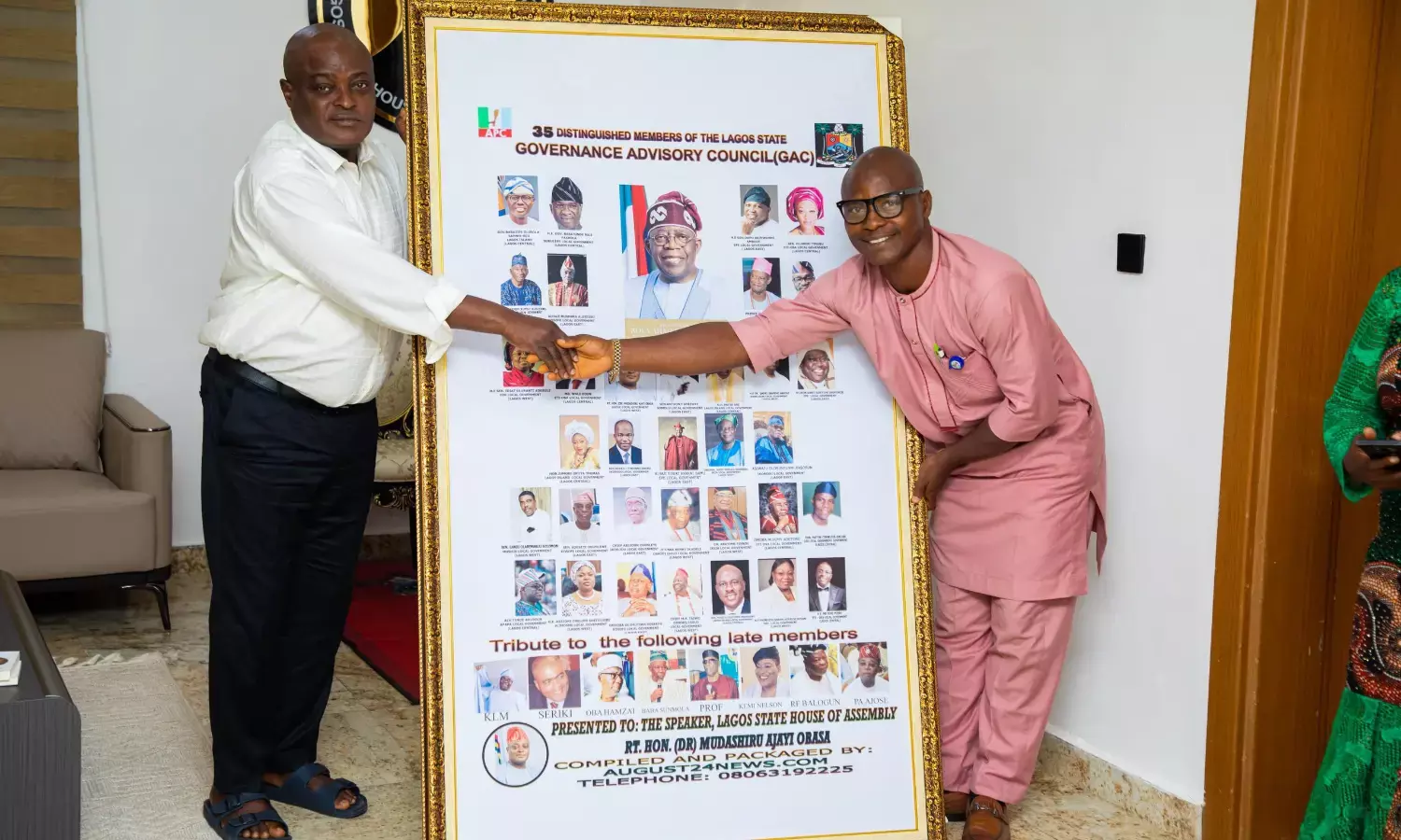 August24news.com Publisher, Ajagbe Present GAC FRAME to Lagos Assembly Speaker, Obasa